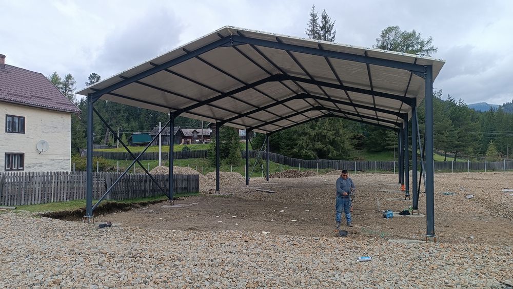 Vând hală metalica pe comanda clientului