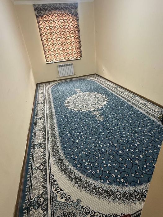 Yangi Gilam sotiladi.