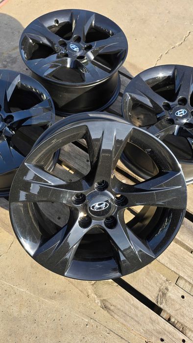 Jante Hyundai I40 7.0x16 et 40 5x114,3 Black Edition OEM