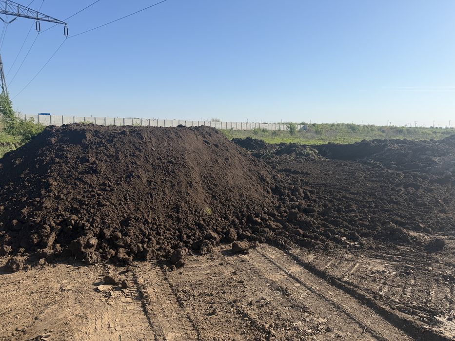 Vand-Transport Pamant negru vegetal