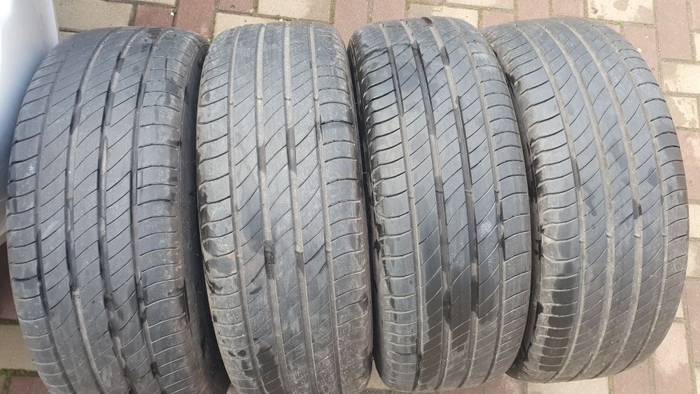 Cuciucuri Michelin 225 45 17 cu sau fara jante dot 2822 6-7mm