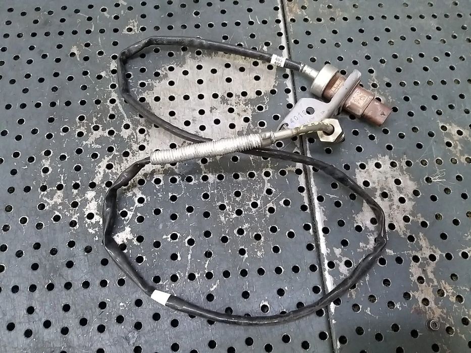 Senzor temperatura filtru particule 2.0 tdi audi a4 b9 8w 04l919529e