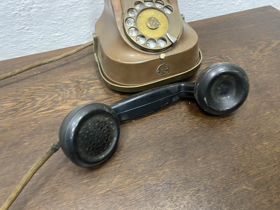 Белгийски телефон RTT 56A ATEA меден корпус 1956 Белгия