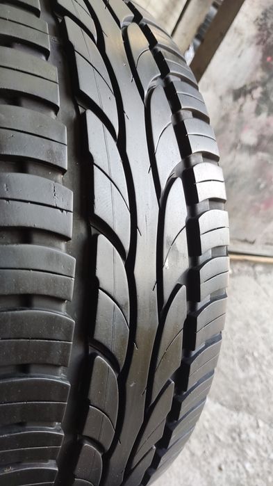 1бр лятна гума 195/50/15 Debica Presto HP
8+mm грайфер
Много добро със