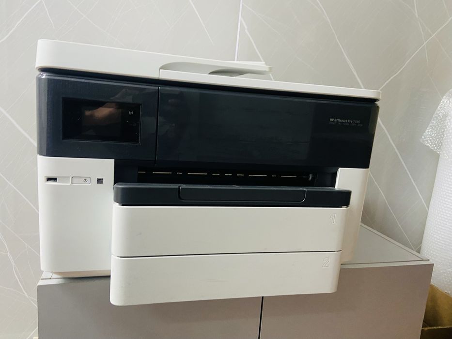 Принтер                     HP