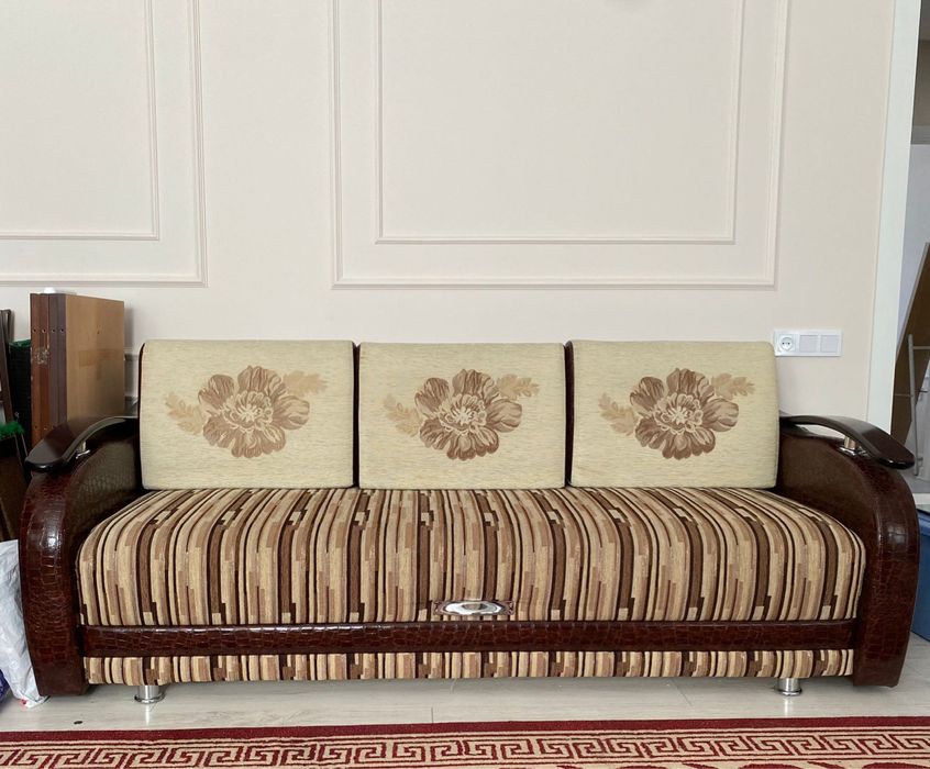 Продам диван раскладной