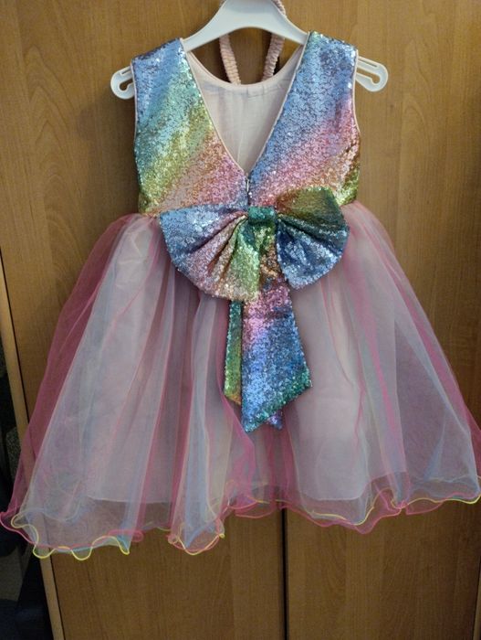 Платье 5/7 лет Майкудук СРОЧНО