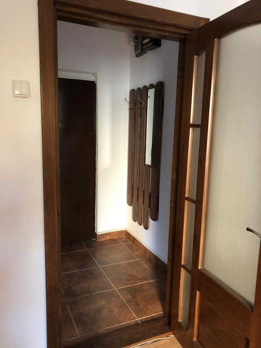 Inchiriez garsoniera Militari Gorjului