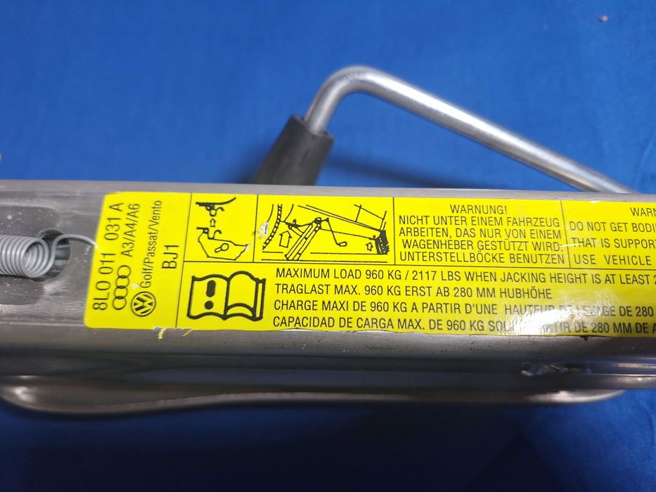 Cric AUTO Aluminiu OE AUDI A3 A4 A6 VW Golf Passat Skoda Seat