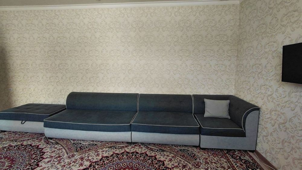 Divan  sotiladii