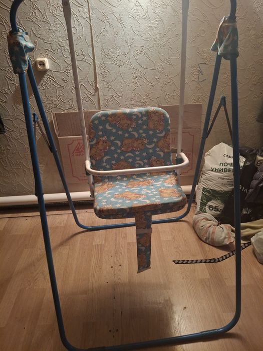 Детские качели.голубые.