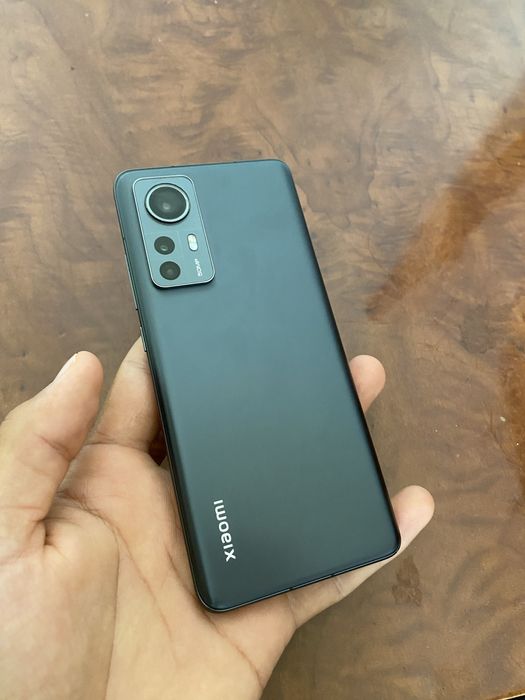 Xiaomi 12 256gb.