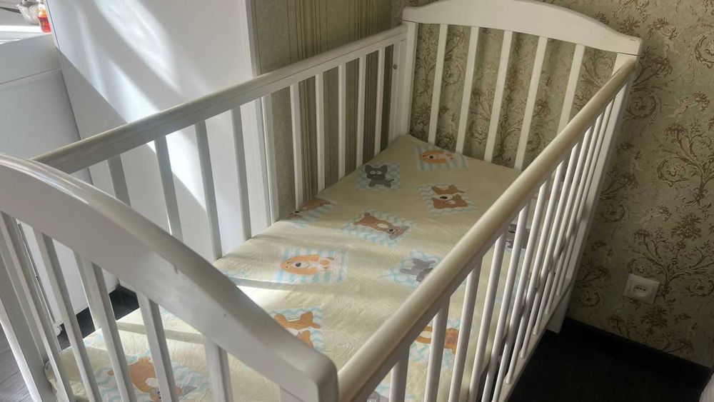 детская кроватка