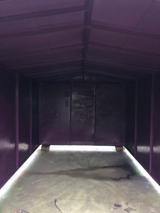 Железный гараж для машины