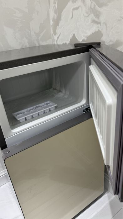 Холодильник офисный