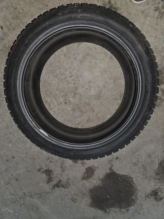 Продам зимние шины 18 диаметра
