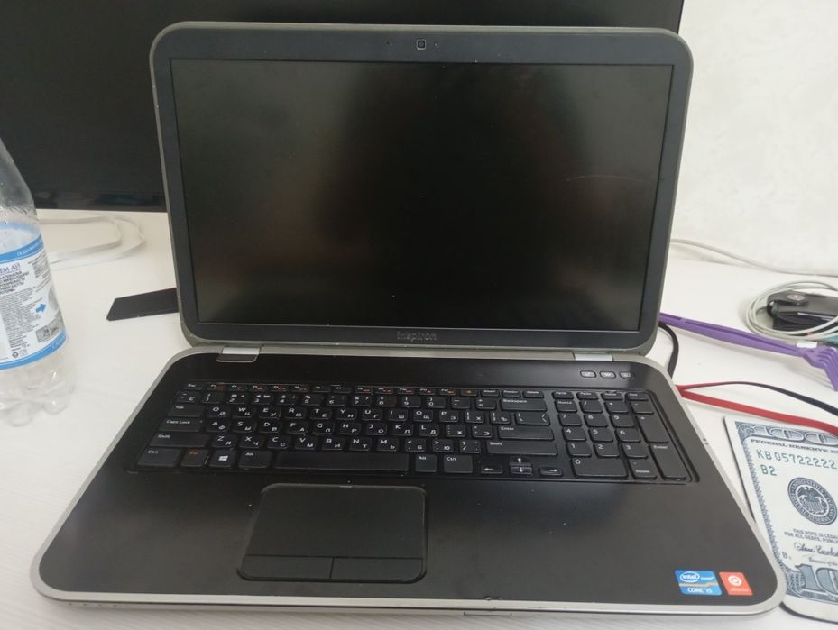 Ноутбук сатылады