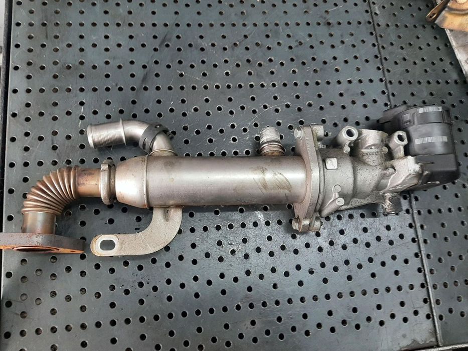 racitor gaze cu egr 2.0 d  volvo v50  ford focus 2  racitor gaze cu egr 2.0 d  volvo v50  ford focus 2  9656612380  86536918653691