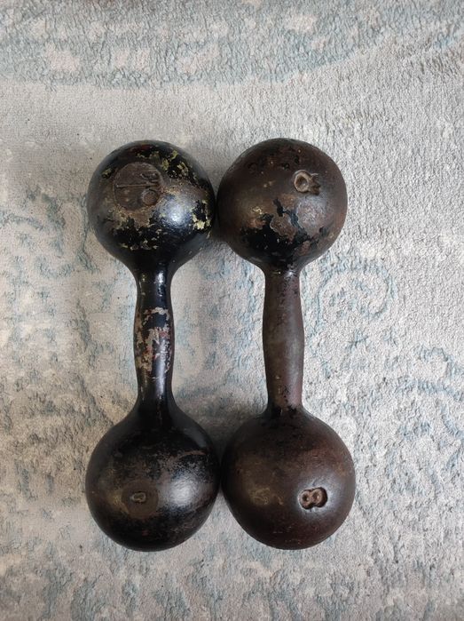 Гантели 2 штуки по 8 кг