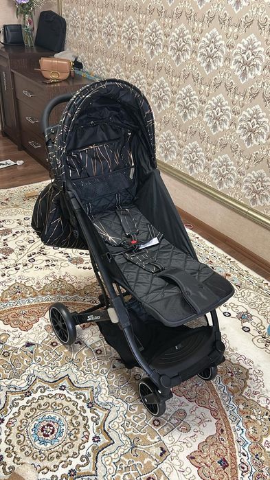 Коляска новая в упаковке