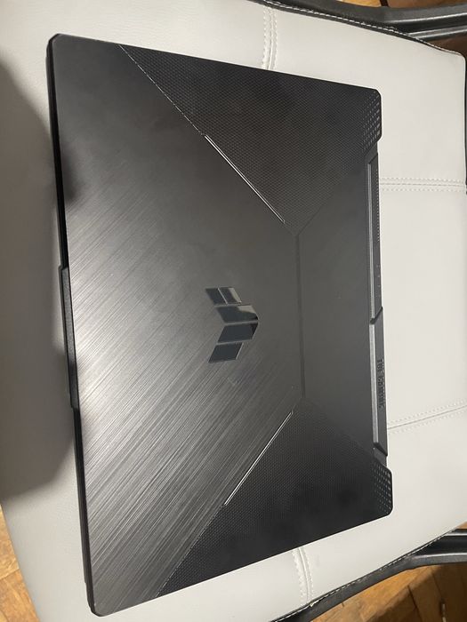 Laptop Gaming ASUS TUF Gaming A15 – Performanță Excelentă (RTX 3050, Ryzen 5)