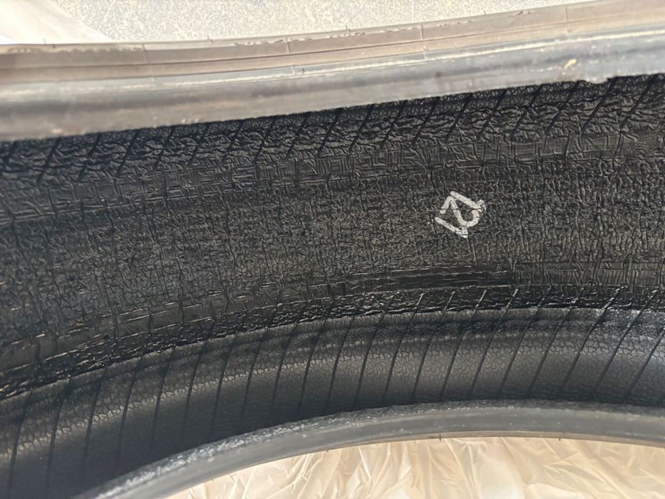 Vând anvelope iarnă Pirelli 215/65 R17