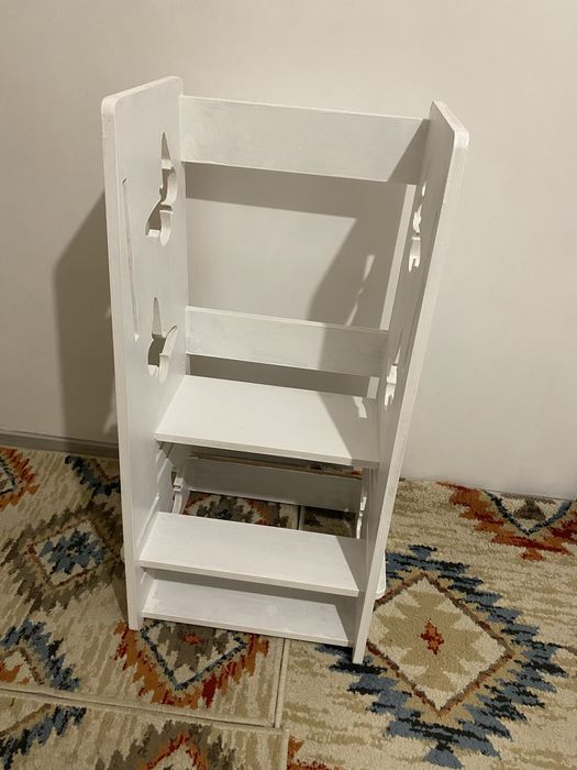 Turn de invatare - learning tower alb fluturasi