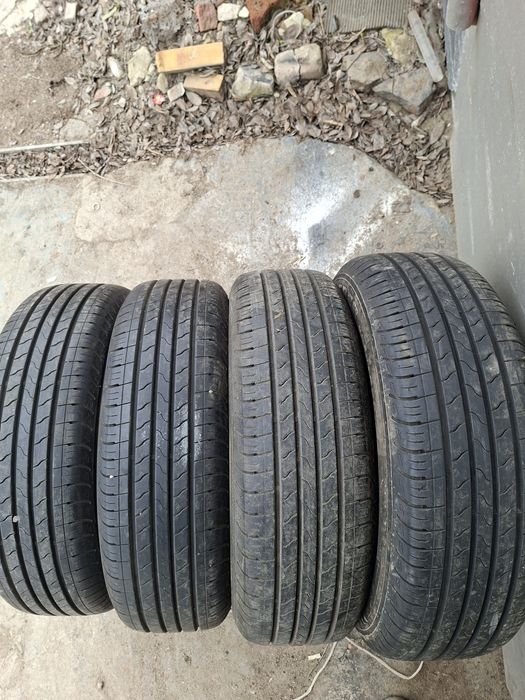 Продам шины. 205/65/16