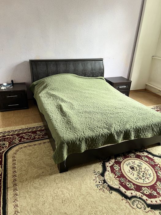 Продам спальний гарнитур