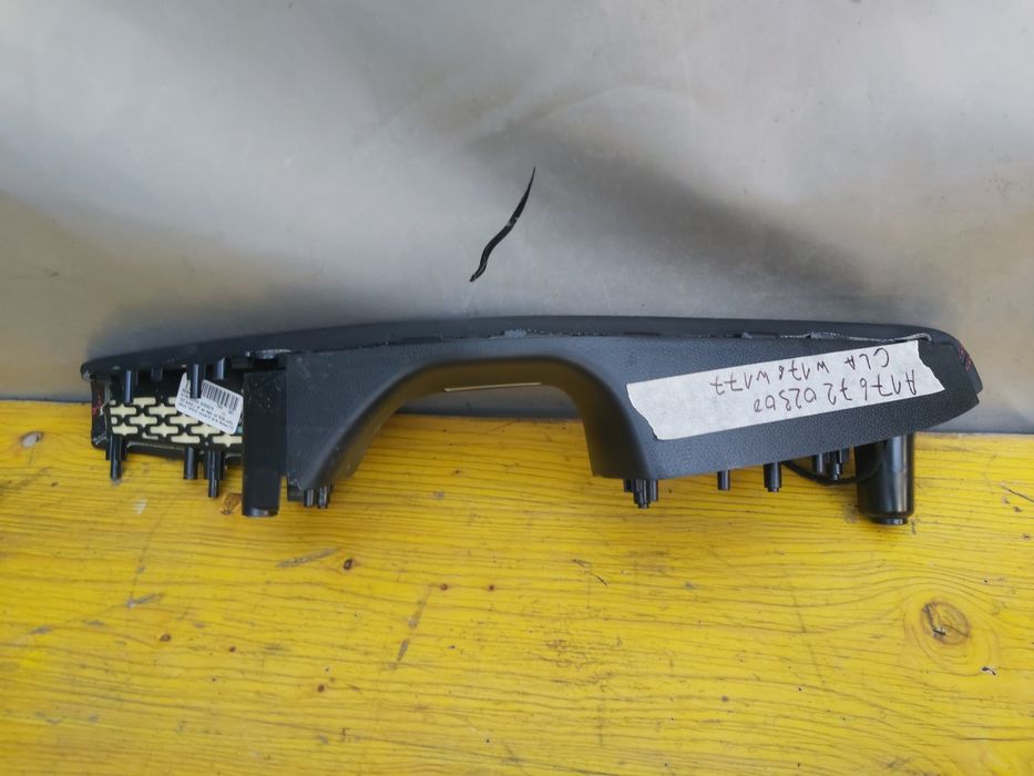 Лайсна Mercedes w176 w156 A156 CLA