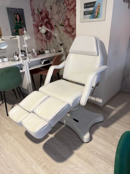 Pat Fotoliu Pedichiură Cosmetica Tatuaje Micropigmentare Remodelare