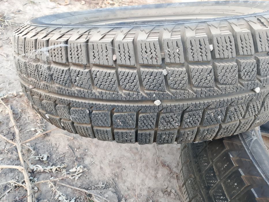 Продам шины срочно