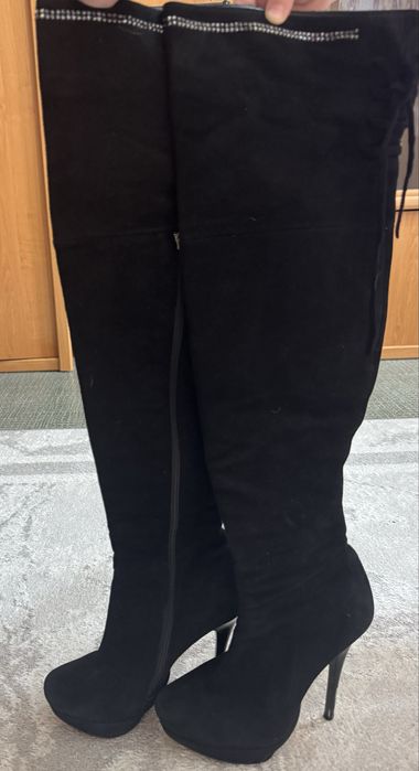 Продам красивые сапожки