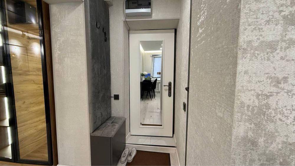 1 комнатная квартира в центре города(улица Шота Руставели)