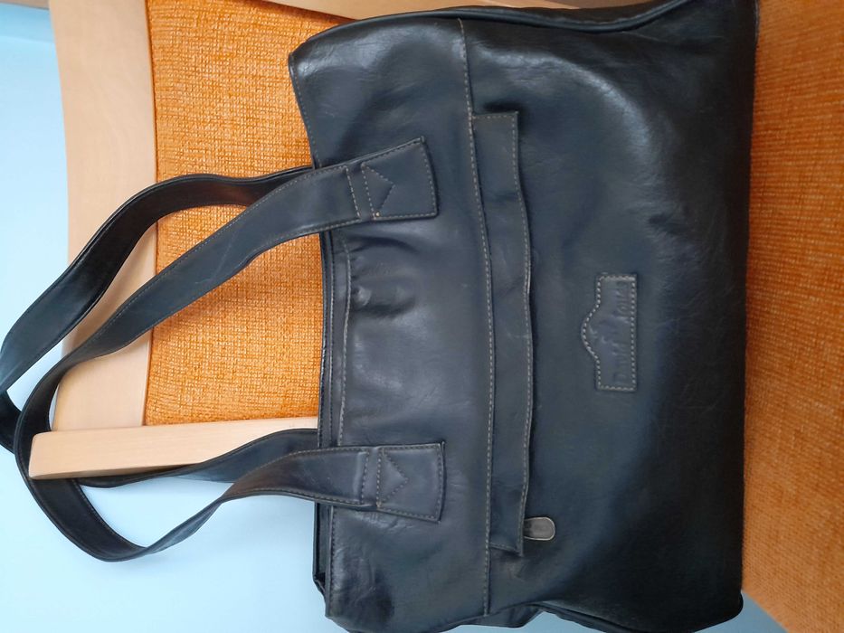 Дамска чанта черна