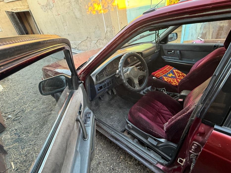 Mazda 626 — 1993 г.