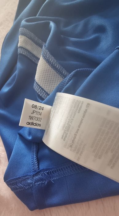 Tricou Adidas nou mãrimea M