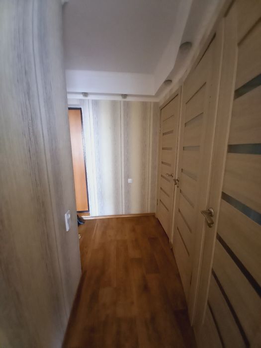Продам 2 ком кв , центр, хозяин.