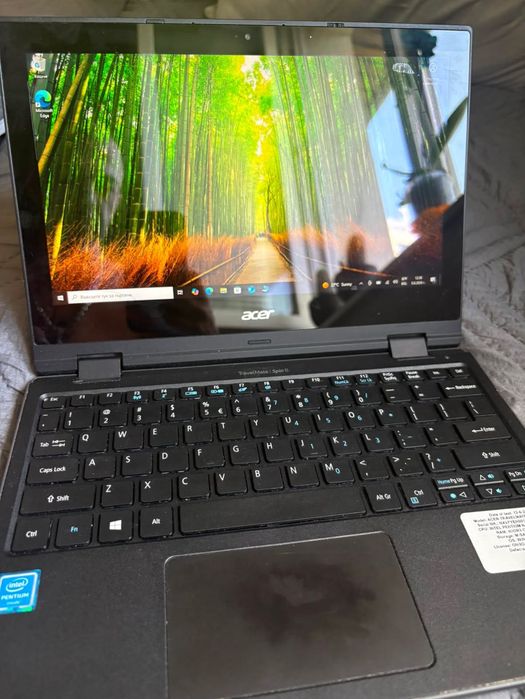 Лап топ Acer b118r