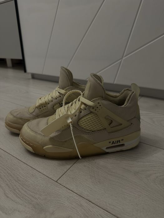 Jordan 4 x Off-White