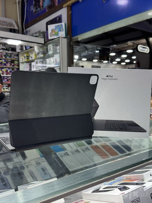 iPad Pro 12.9 keyboard