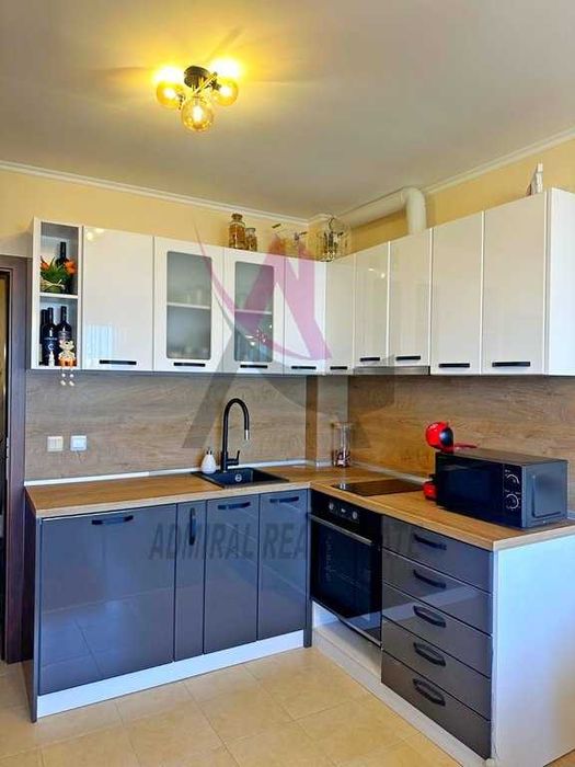 Продава се Двустаен апартамент в к.к. Златни пясъци - 61 кв.м за 2378 €/кв.м - Снимка #1