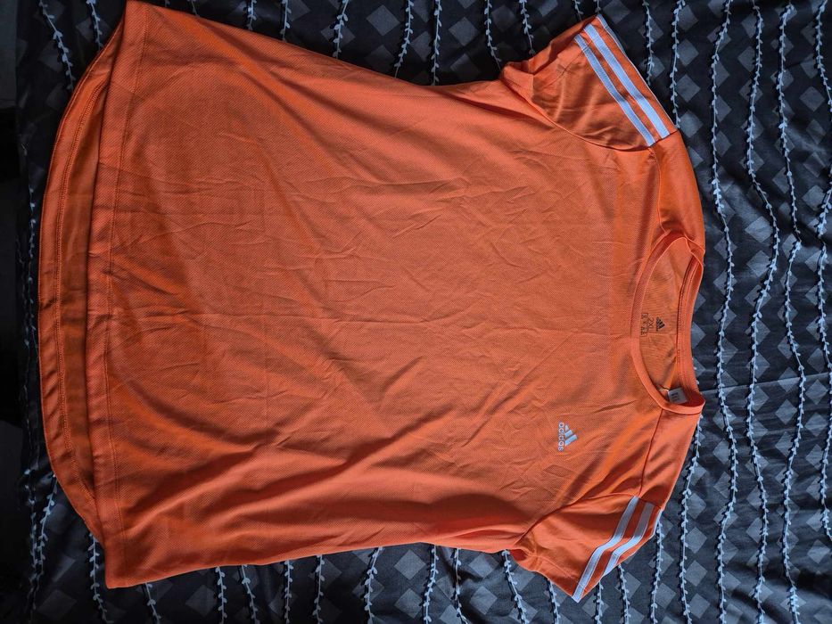 Tricou adidas marimea M