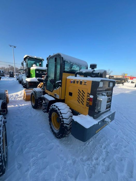 мини погрузчик Rong Yu 938