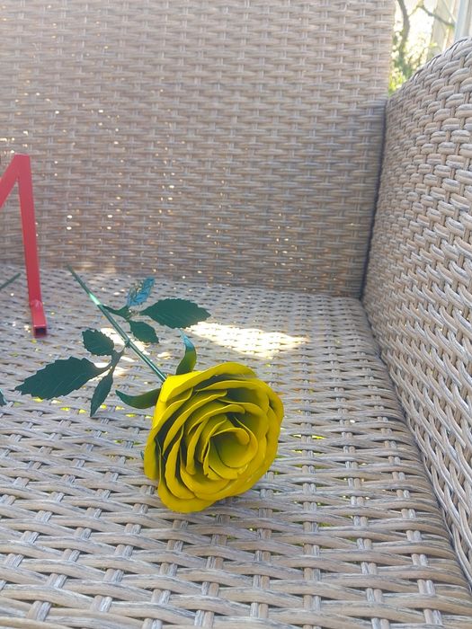 Метална роза ръчно направена ПРОМО