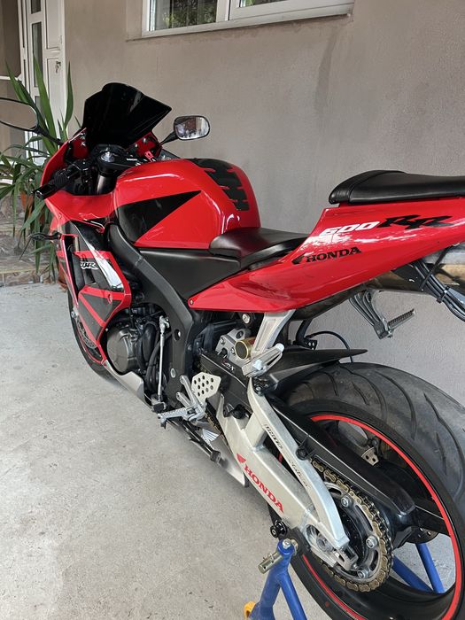 Honda cbr 600rr.