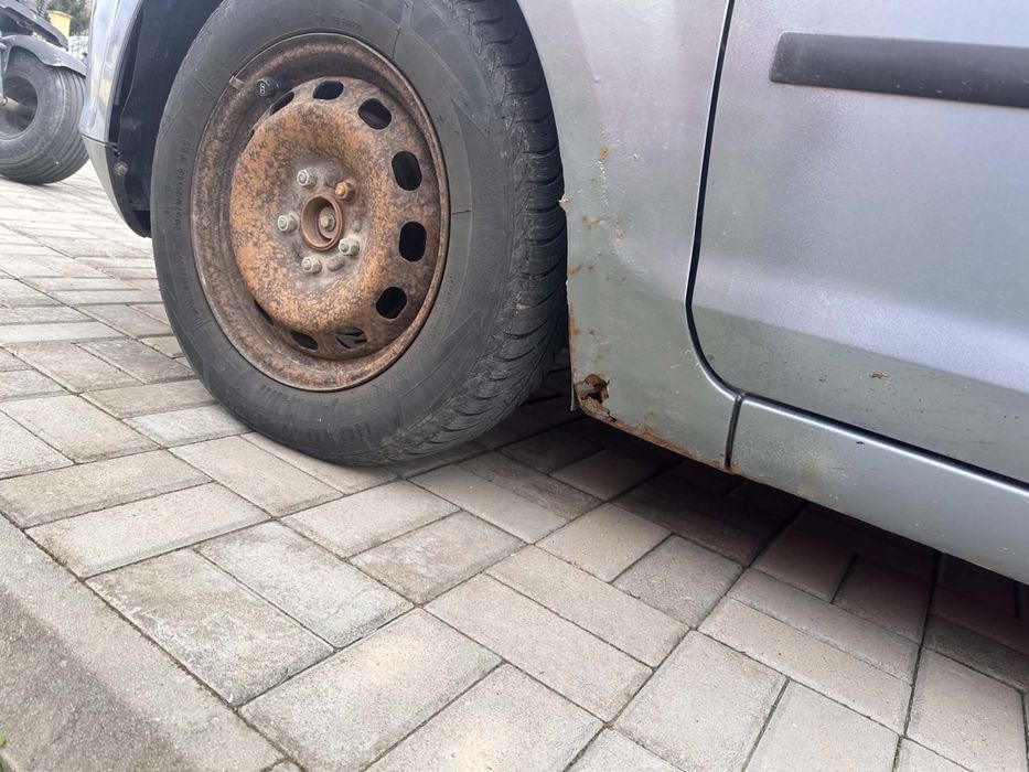 Ford focus 2 2005 1.4 benzina