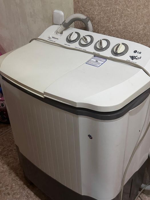 Продаю стиральную машину полуавтомат