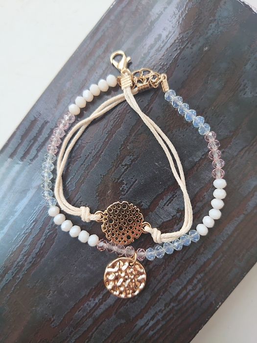 Крутой модный красивый браслет