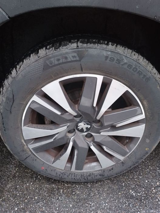 Peugeot 2008 motor 1.2 PureTech